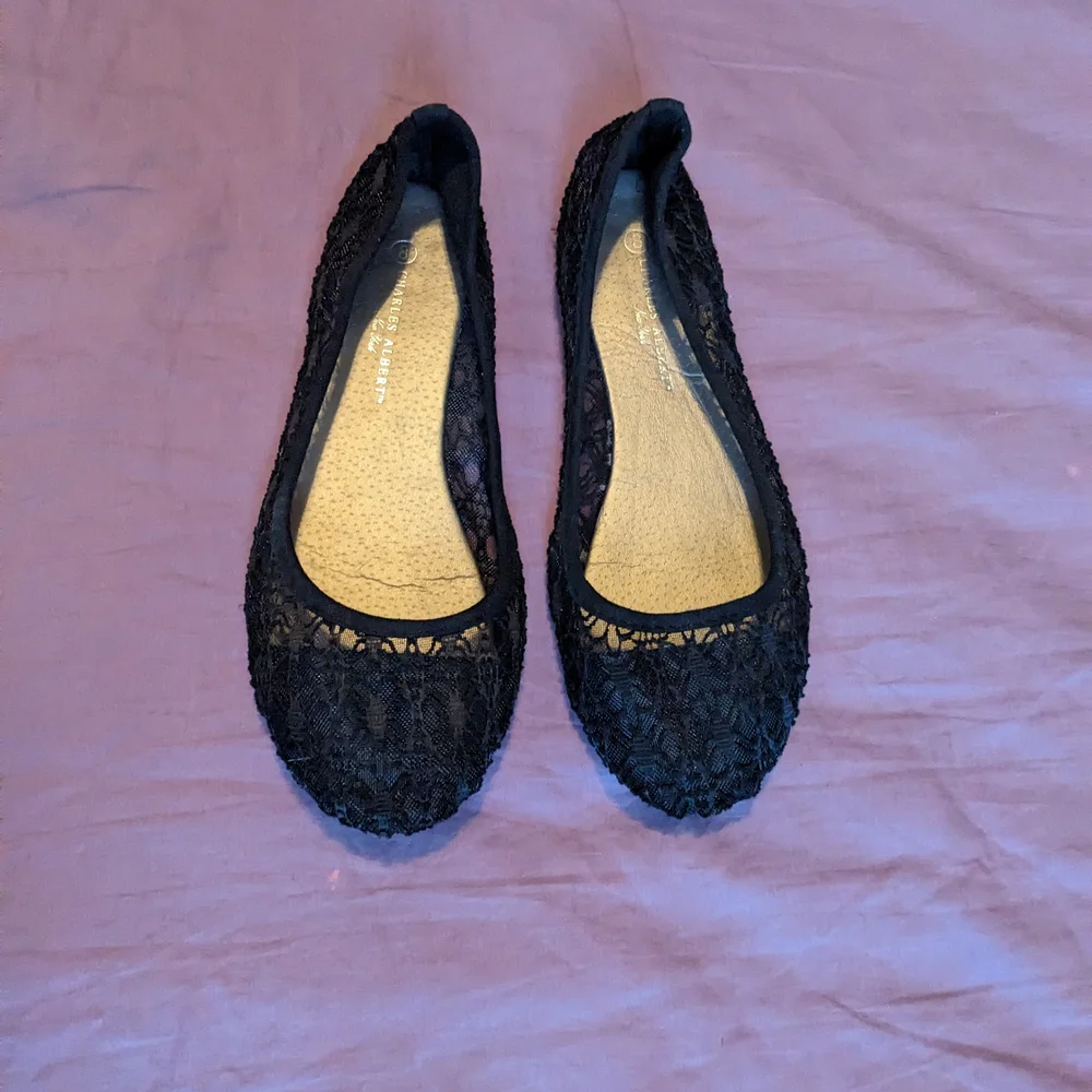 Charles Albert Black Lace Flats - Picture 1 of 1